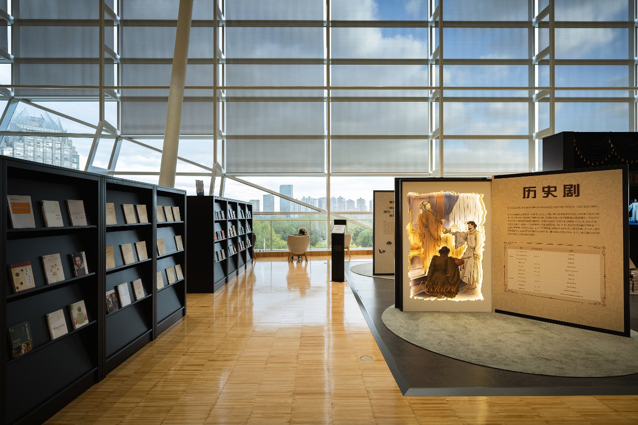 上图东馆内部场景